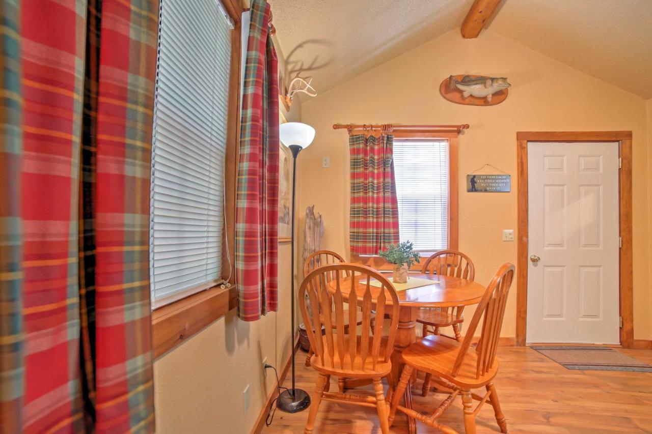 Branson Cabin With Deck Near Table Rock Lake! Eksteriør billede