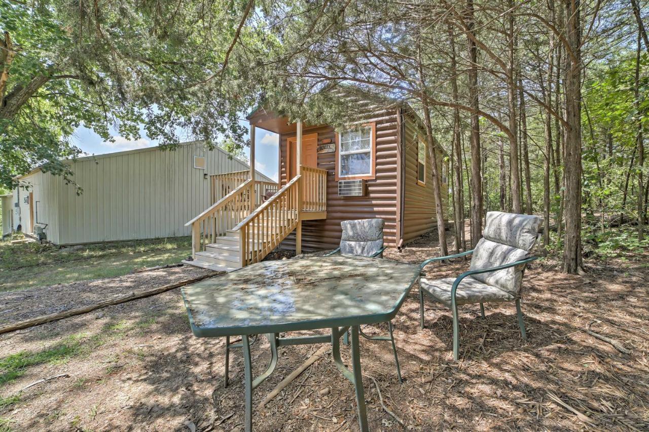 Branson Cabin With Deck Near Table Rock Lake! Eksteriør billede