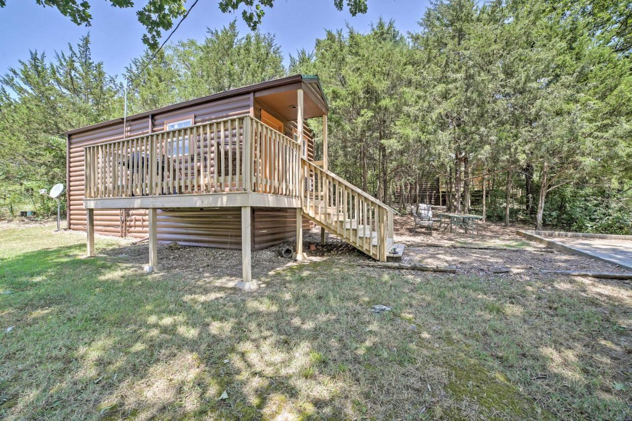 Branson Cabin With Deck Near Table Rock Lake! Eksteriør billede